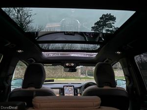 Volvo XC90 T8 ULTRA BLONDE LEATHER HUGE SPEC - Image 3