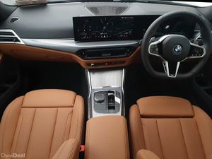 BMW 3-Series 330e M Sport Saloon - Image 4
