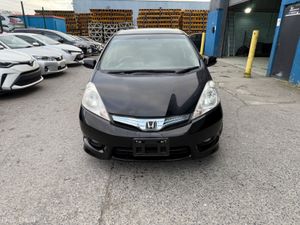 2012 Honda Fit Shuttle Hybrid Automatic - Image 2
