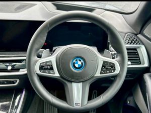 BMW X5 2025 Top Spec M-Sport Pro - Image 4