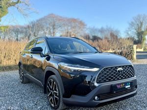 2025 Toyota Corolla Cross 1.8 Luna Hybrid Auto - Image 2