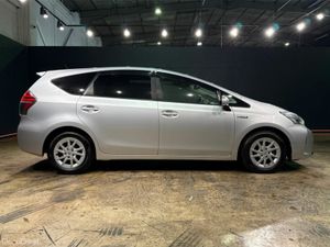 Toyota Prius 1.8 HYBRID - ALPHA - MULTI FUNCTION S - Image 3