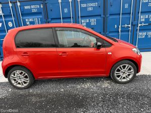 Volkswagen up! 2014 - Image 2