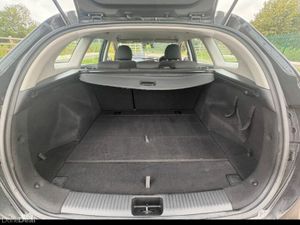 132 Kia Ceed 1.4 Crdi Estate Nct'd - Image 3