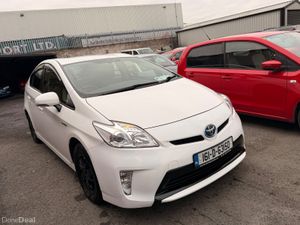 Toyota Prius 2016 hybrid automatic - Image 2