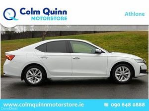 Skoda Octavia Selection 2.0TDI 115HP *Manufacturer - Image 3