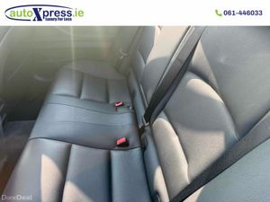 BMW 5-Series 523D TOURING M-SPORT Automatic, Rever - Image 4