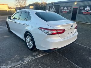 2020 Toyota Camry 2.5L fresh NctRd Tax Full optio - Image 3