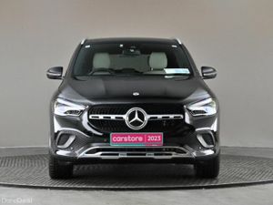 Mercedes-Benz GLA 180D *BEIGE LEATHER** - Image 2