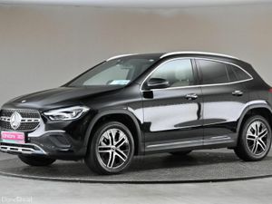 Mercedes-Benz GLA 180D *BEIGE LEATHER** - Image 4