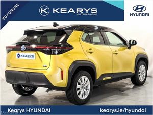 Toyota Yaris Cross Hybrid Auto - Image 2