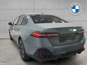 BMW 5-Series 2.0 - Image 3