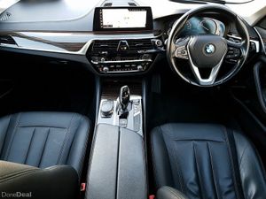 BMW 5-Series 520d SE - Image 4