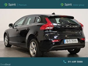 Volvo V40 D2  SE+Leather*Call Andrew 0862617858 - Image 3