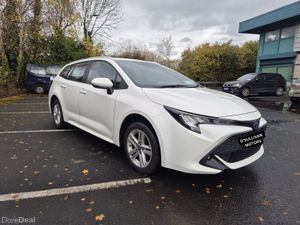 TOYOTA COROLLA/2022/IRISH CAR/1.8 PETROL HYBRID - Image 3