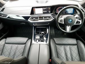BMW X5 xDrive45e M Sport Pro - Image 4