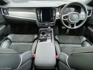 Volvo S90 R-DESIGN T8 PHEV - Image 2
