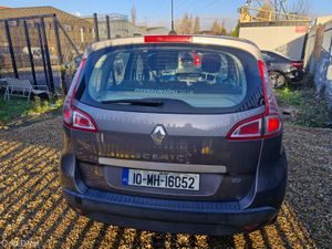 10 Renault Scenic 1.5 Diesel - Image 4