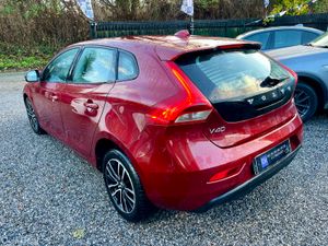 172 Volvo V40 2.0 (WARRANTY/ NEW NCT) - Image 4