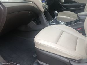Hyundai Santa Fe 2018 *EXECUTIVE* 2.2 D 7 SEATS - Image 4