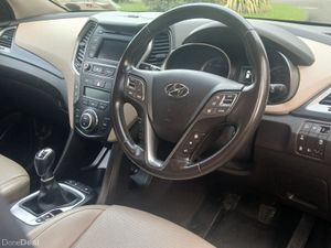 Hyundai Santa Fe 2018 *EXECUTIVE* 2.2 D 7 SEATS - Image 3
