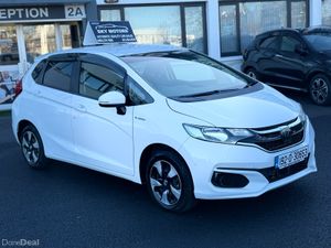 2019 Honda Fit 1.5 Petrol Hybrid ,Automatic - Image 3