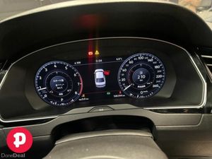 Volkswagen Passat 2.0 TSI R-Line Auto - Straight S - Image 4