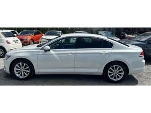 Volkswagen Passat TSI BLUEMOTION COMFORT LINE AUTO - Image 4