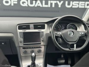 Volkswagen Golf Estate - Image 3