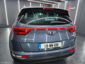 Kia Sportage 1.7 PLATINUM 5DR - Image 4