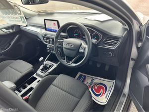 Ford Focus TITANIUM 5DR 1.0T 125 S6. S6.2 M6 5 - Image 4