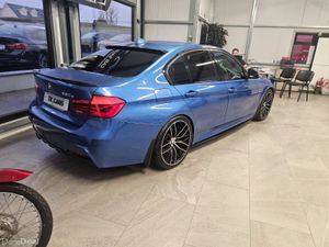 18 BMW 3 SERIES M-SPORT - Image 3