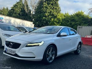 VOLVO V40 2016 1.5 PETROL AUTOMATIC - Image 4