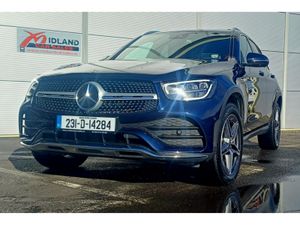 Mercedes-Benz GLC 300de AMG  4MATIC **Pan Sunroof* - Image 2