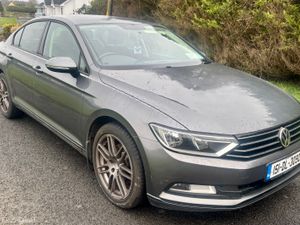 2015 VOLKSWAGEN PASSAT IMMACULATE - Image 2