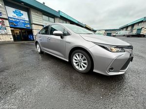 TOYOTA COROLLA/2022/IRISH CAR/1.8 HYBRID/AUTO - Image 2