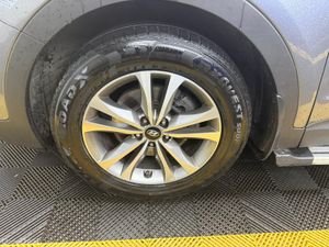 Hyundai Santa Fe Premium 2016 Auto 4x4 - Image 4