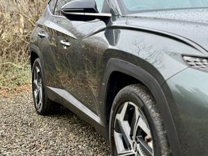 2023 Hyundai Tucson 4WD Executive PHEV Automatic - Image 4