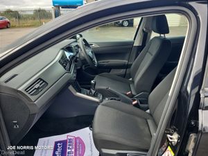 Volkswagen Polo TRENDLINE 1.0 MANUAL  5DR - Image 4