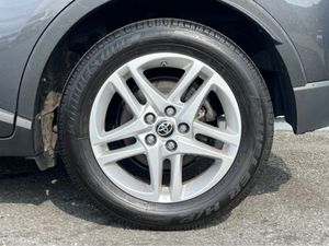 Toyota C-HR ICON HEV CVT - Image 4