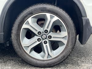 Suzuki Vitara GLX DIESEL 5DR - Image 4