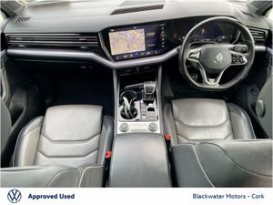 Volkswagen Touareg RLINE 3.0TDI 4MOTION 286BHP 5DR - Image 3