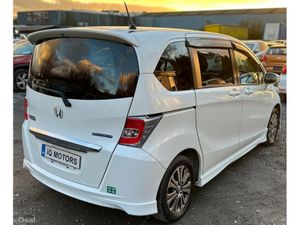 Honda Freed 1.5 Petrol Hybrid Petrol 7 Seater Fres - Image 4