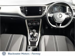 Volkswagen T-Roc 1.5TSI 150BHP DESIGN SPECIAL EDIT - Image 3
