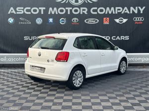 Volkswagen Polo Auto - Image 4