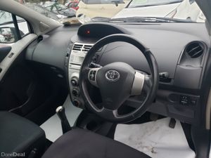 Toyota Yaris 2008 - Image 3