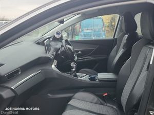 Peugeot 3008 ALLURE 1.6 BLUE HDI 120 - Image 4