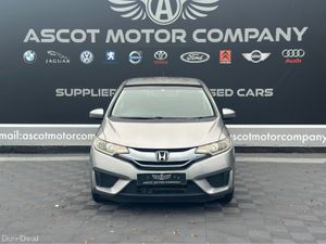 Honda Fit Hybrid - Image 2