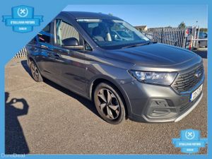 Ford Tourneo Connect /2023/2.0 DIESEL/7SEATER/WAV - Image 3