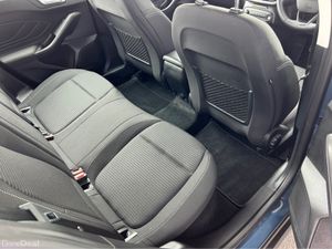 Ford Focus TITANIUM 5W 1.0T 1 - Image 3